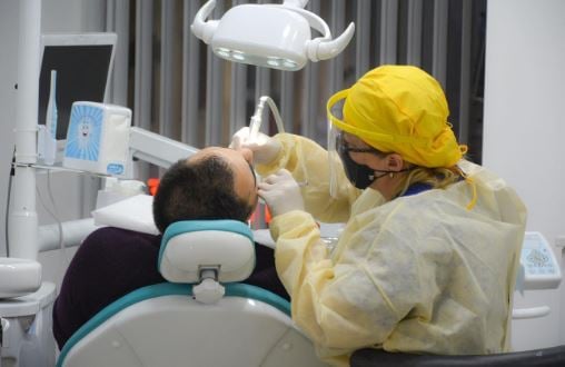 Slider image (4) Yesilyurt Dental